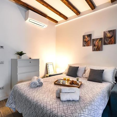 Ambrogio'S Nest - Modern Close To Cadorna Station Milano Exteriör bild