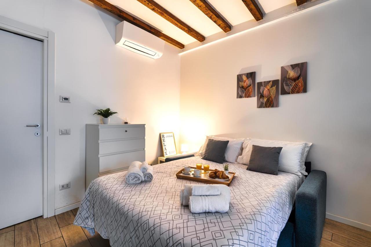 Ambrogio'S Nest - Modern Close To Cadorna Station Milano Exteriör bild